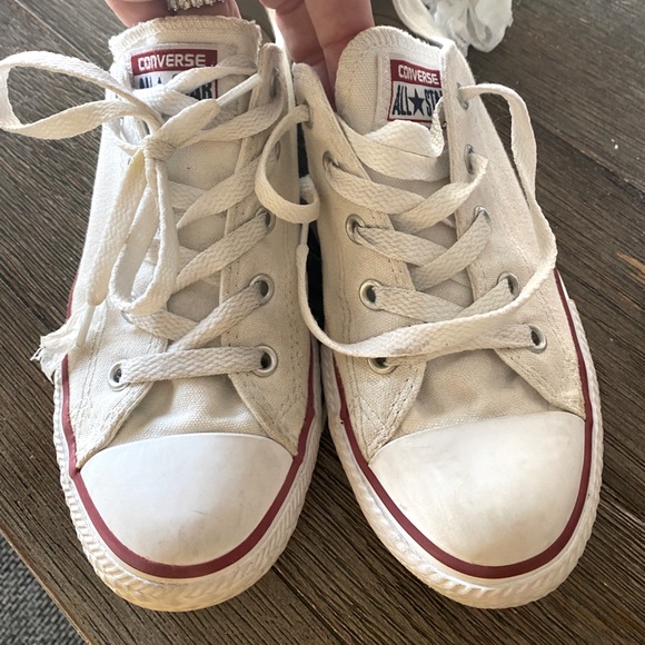 White Converse Size 3 - Picture 1 of 4